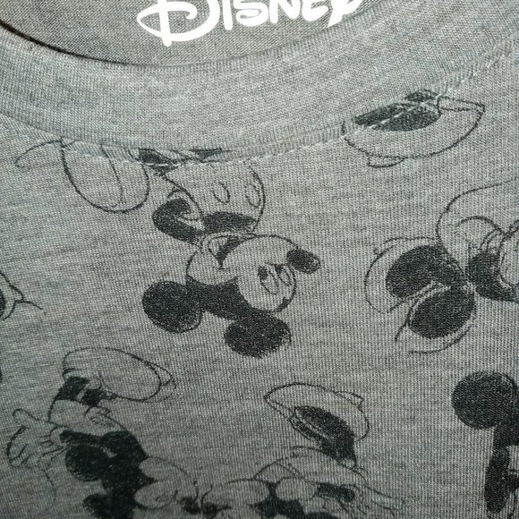 WALT DISNEY WORLD NWOT WOMENS GREY MICKEY MOUSE T SHIRT SZ S - Picture 2 of 4